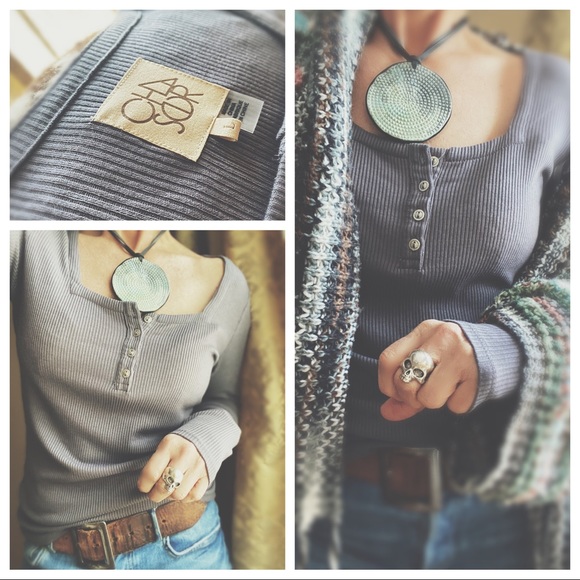 Chaser Henley Ribbed Layering Top Gray Charcoal NWT Large - Picture 7 of 16